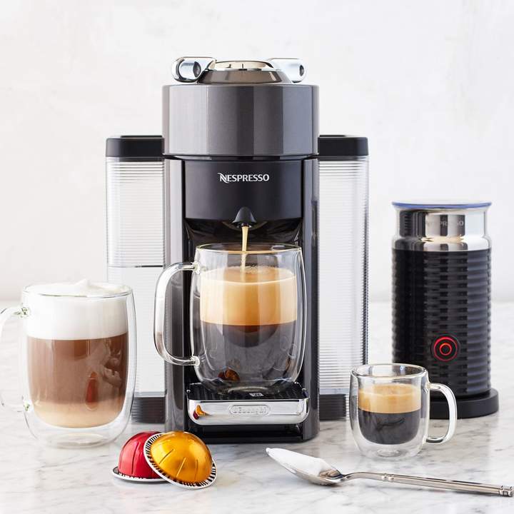 VertuoLine Evoluo Deluxe Cafetera y espresso con espumador de leche Aeroccino Plus